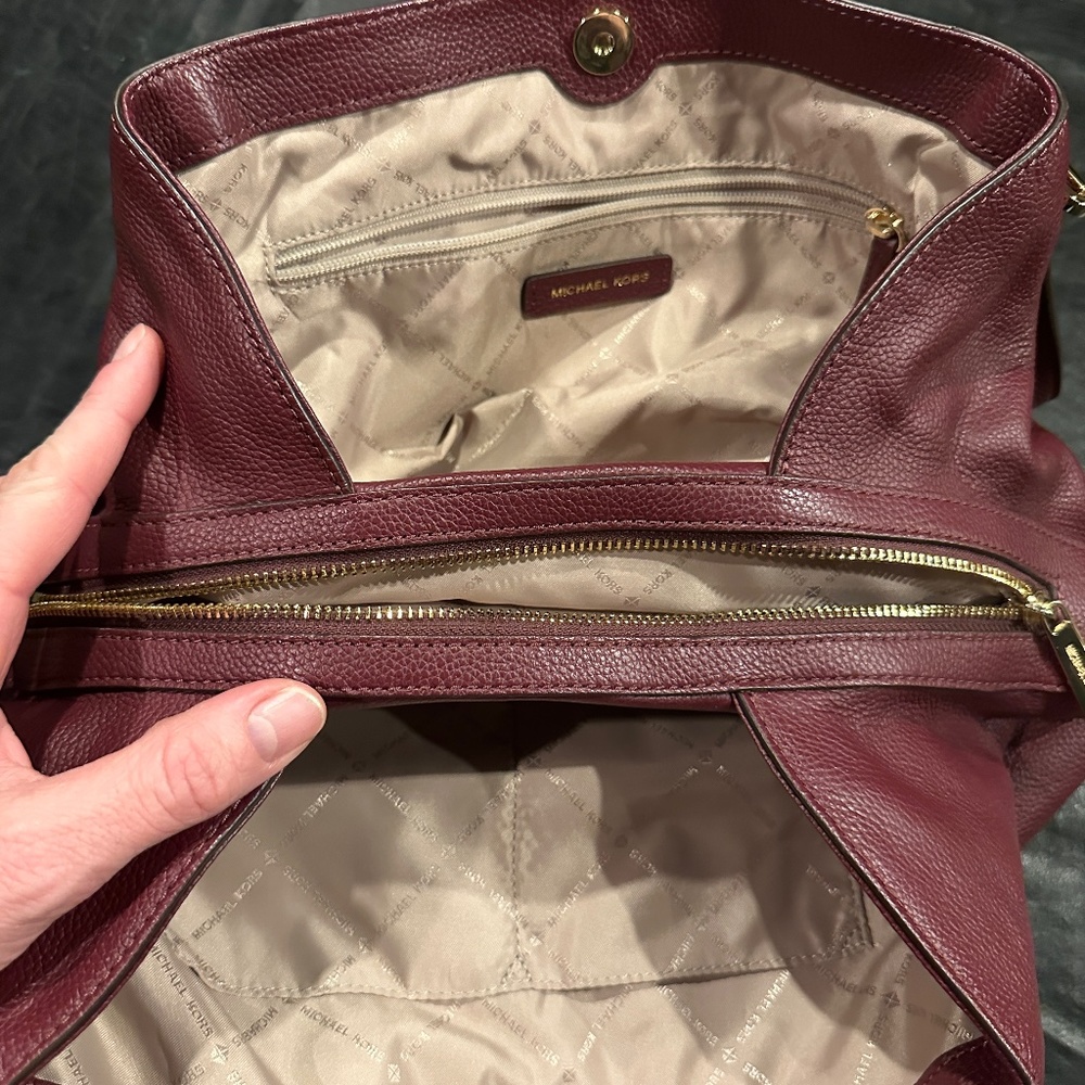 Michael Kors Raven Pebbled Leather Bag